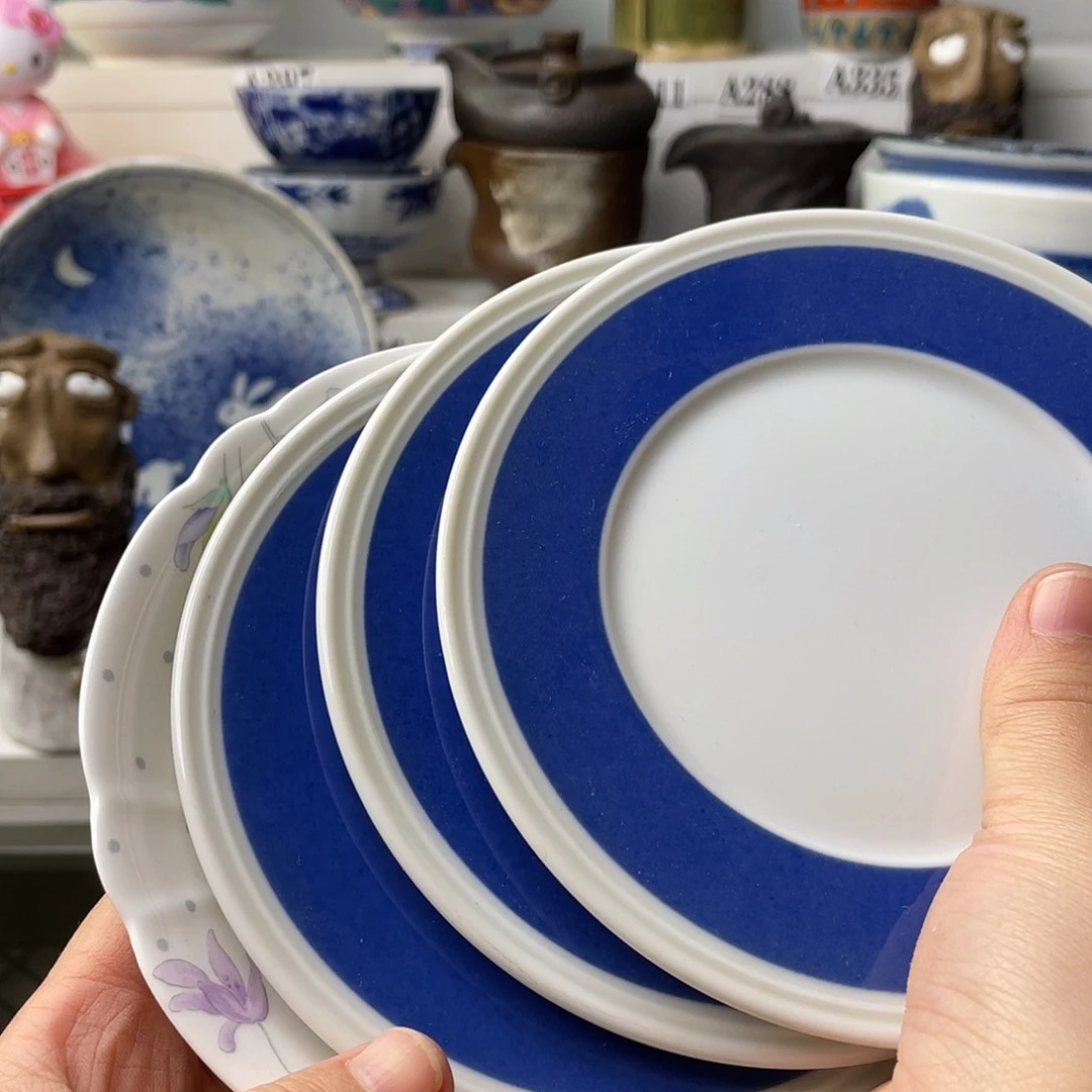 瓷片上**水哈哈哈我在床前哭一个人