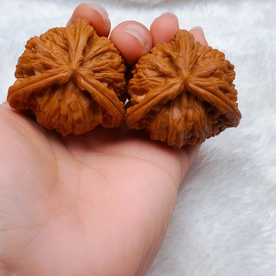 九***烨文玩核桃吊坠三棱