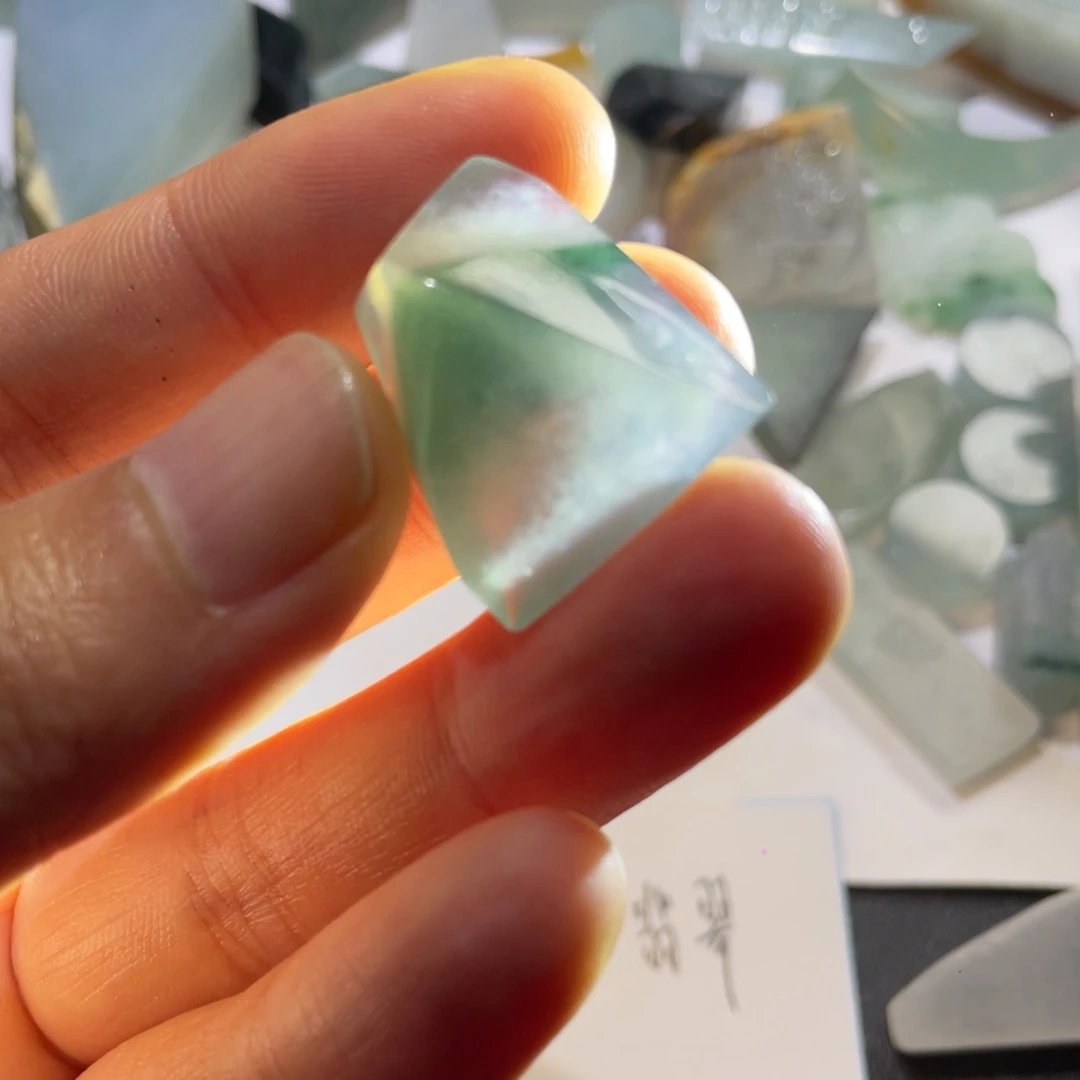 定制翡翠未镶嵌定制翡翠未镶嵌不包工