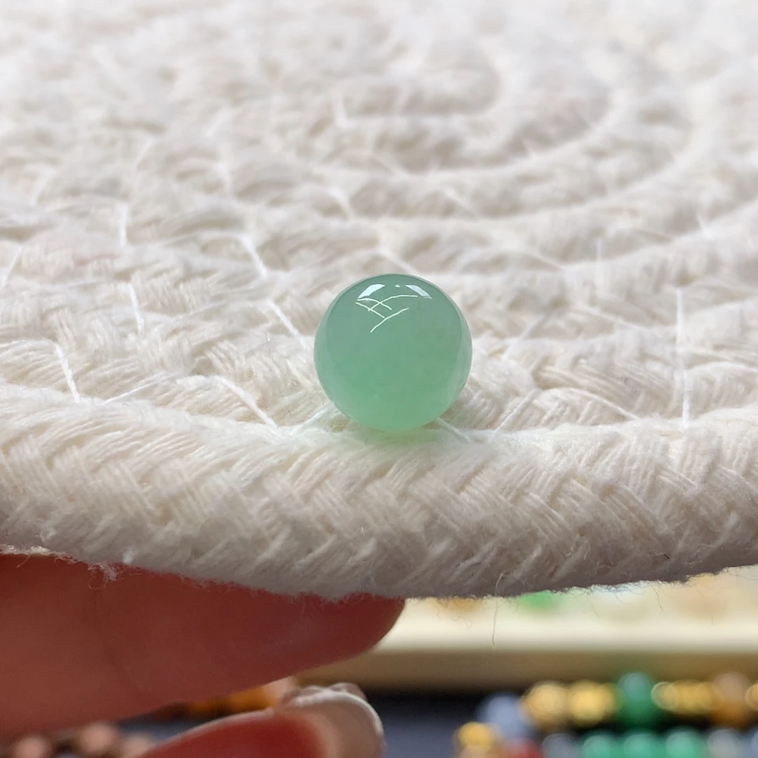 定制翡翠未镶嵌 毛货抛光定制 甜色果绿 卡8.9 一