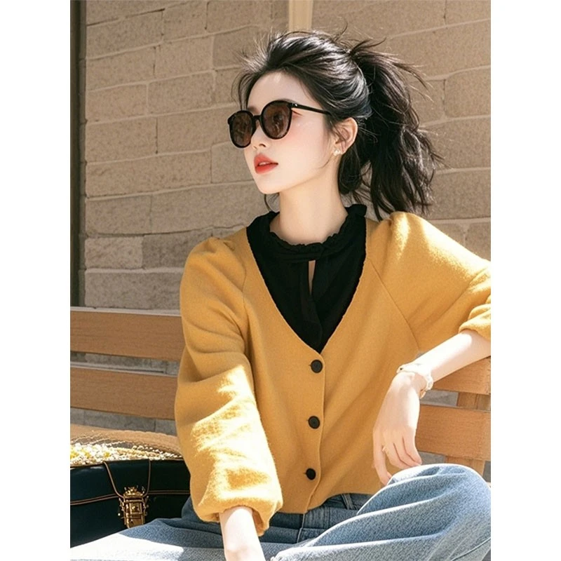 假两件针织衫毛衣女2025年春秋季新款洋气小衫设计感减龄长袖上衣