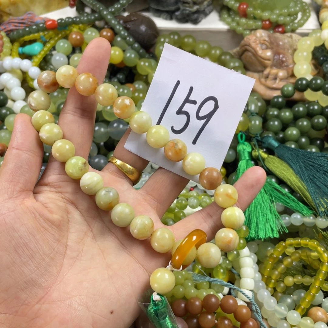 未镶嵌蛇纹石玉手链