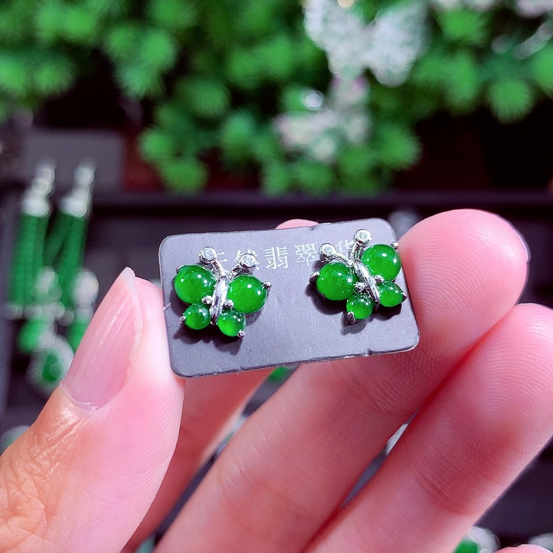 颈饰未镶嵌翡翠天然