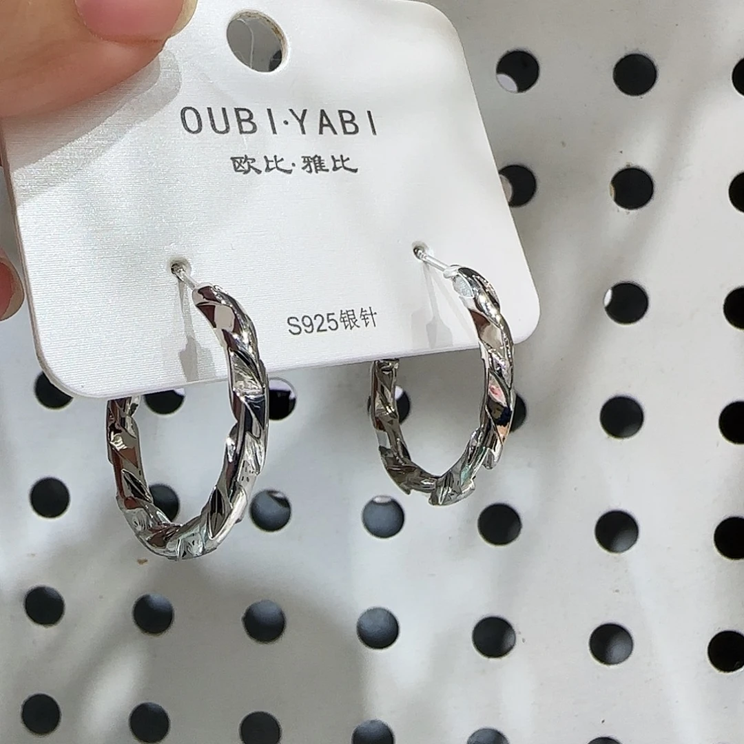 合成碳硅石纯铜银色耳圈