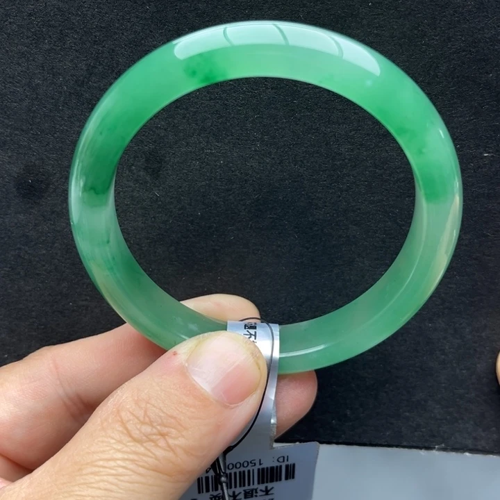 石英质玉未镶嵌手镯53