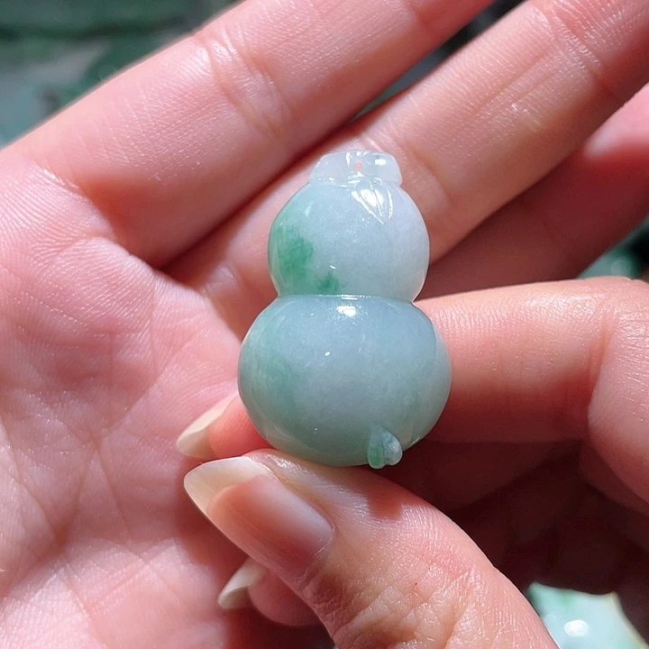 颈饰未镶嵌翡翠天