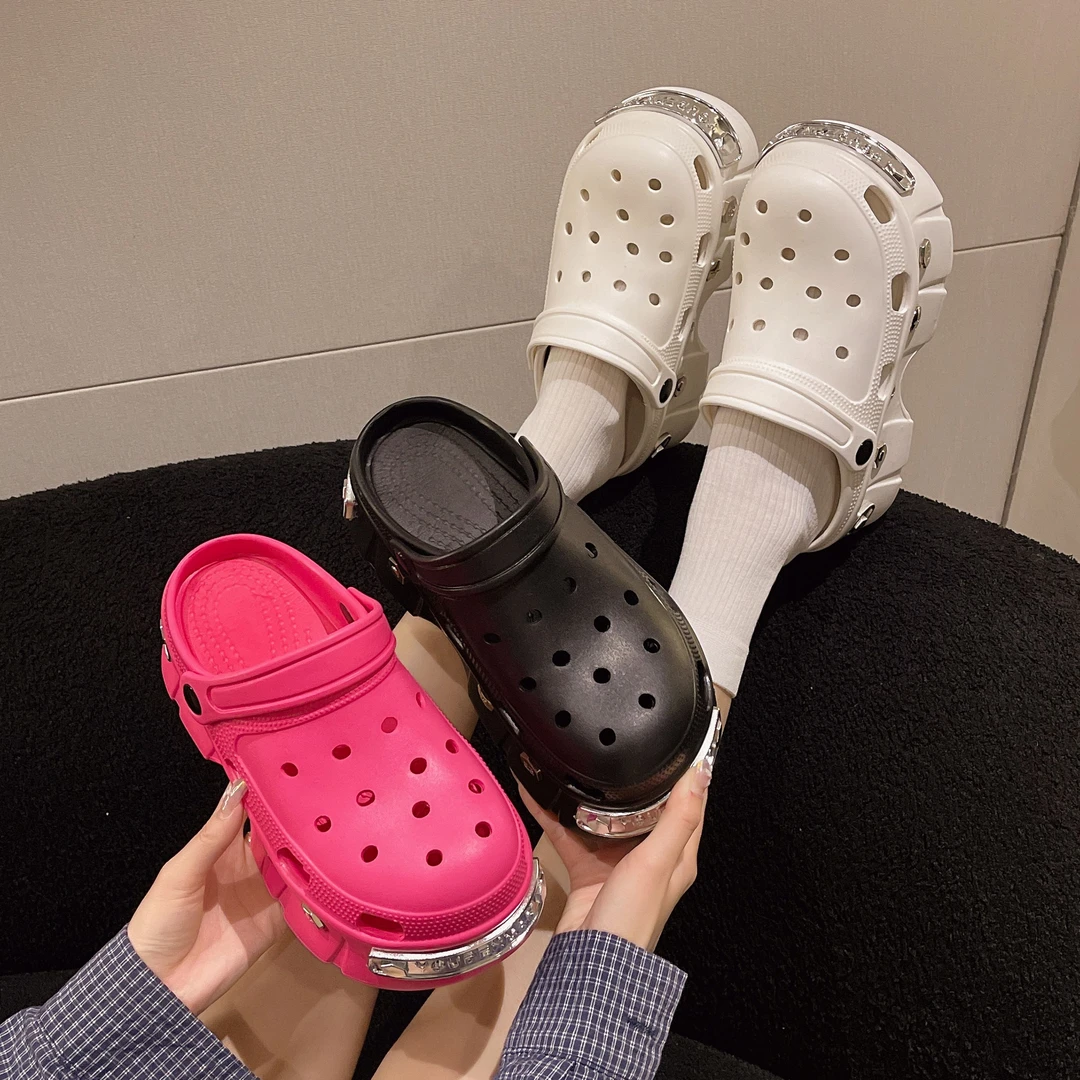 厚底增高洞洞鞋女ins潮夏季外穿网红时尚铆钉包头两穿沙滩凉拖鞋