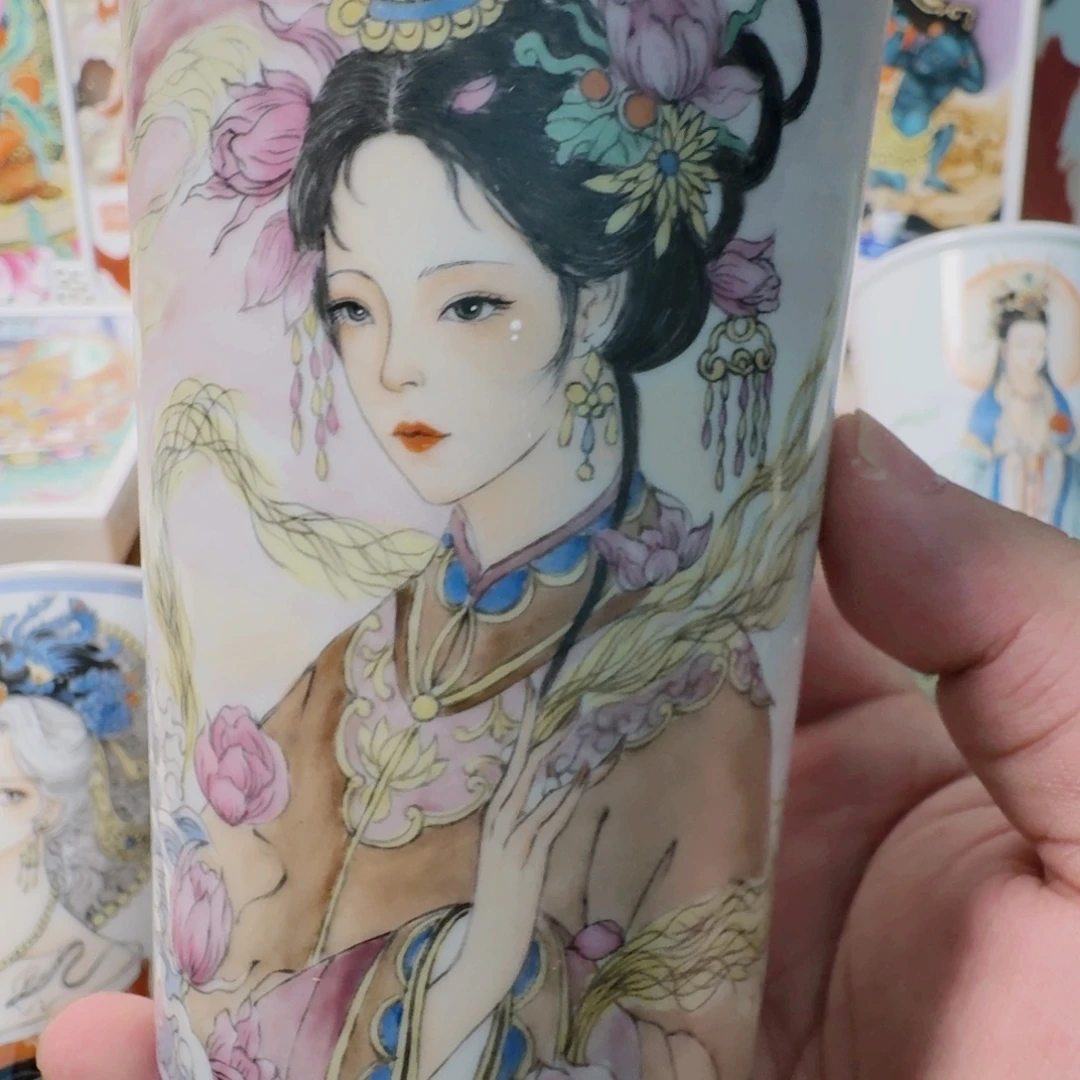 手绘陶瓷美女茶杯