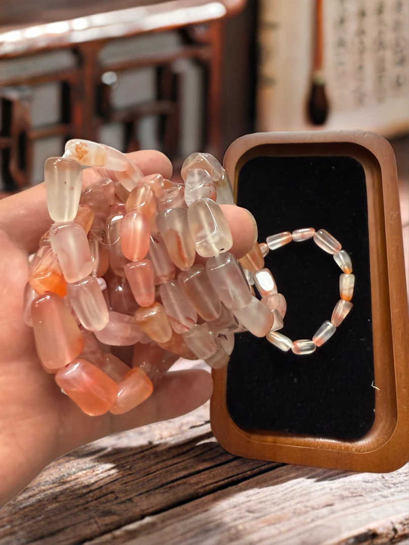 冰飘南红玛瑙随型手串四川凉山九口料男女同款多样性发货一条