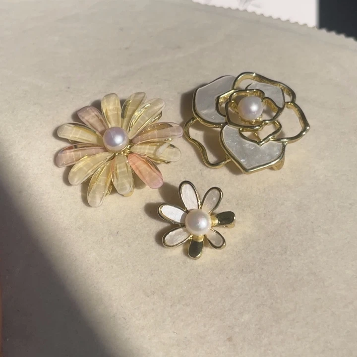 淡水珍珠胸饰未镶嵌多样性发一