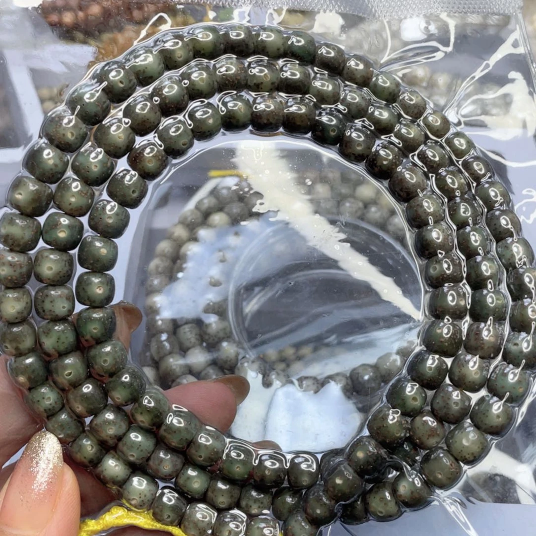 吊坠星月菩提石玉料绿幽灵长链尺寸8