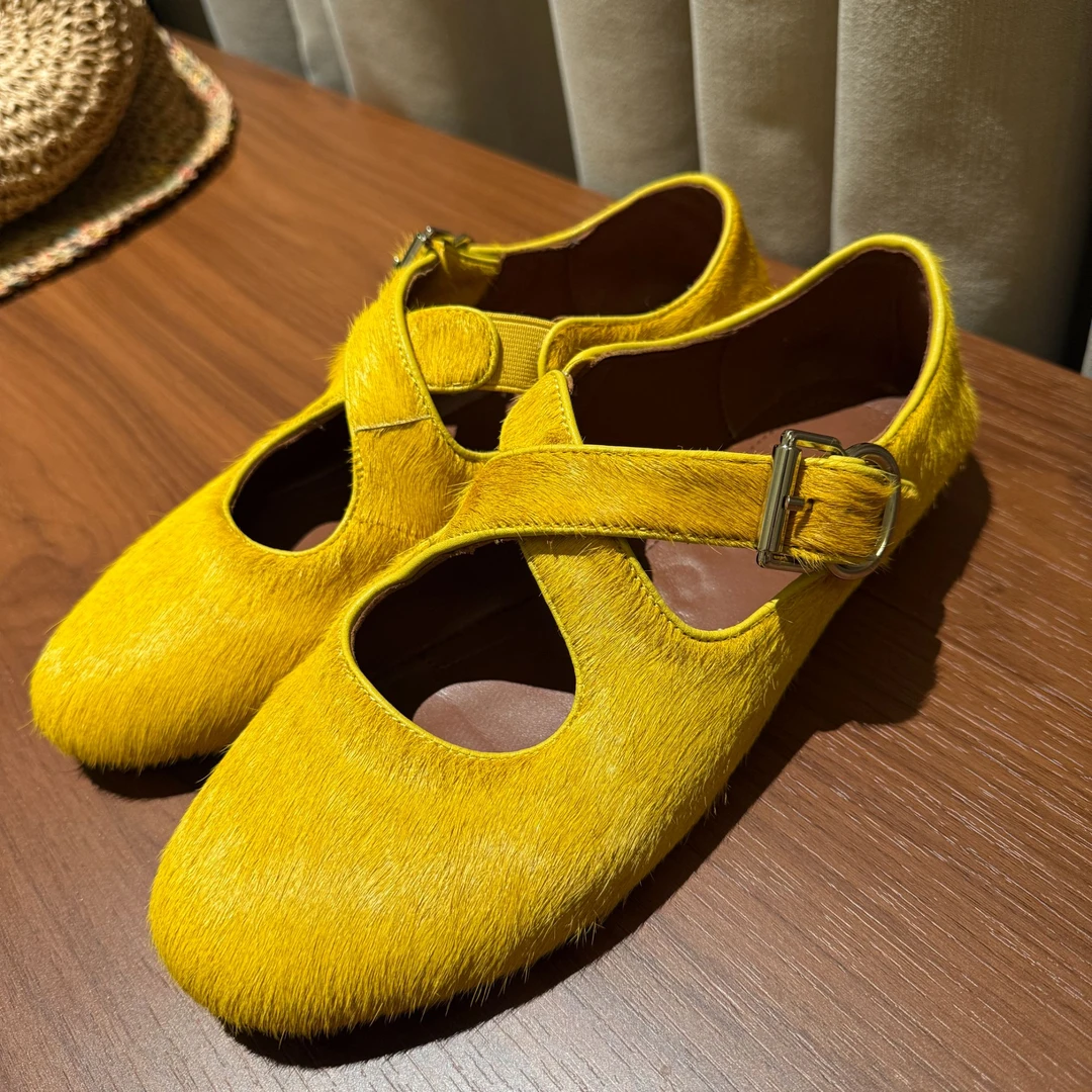 【塔鹿蕾】25年新款马毛真皮交叉平底扣带显瘦浅口单鞋25020