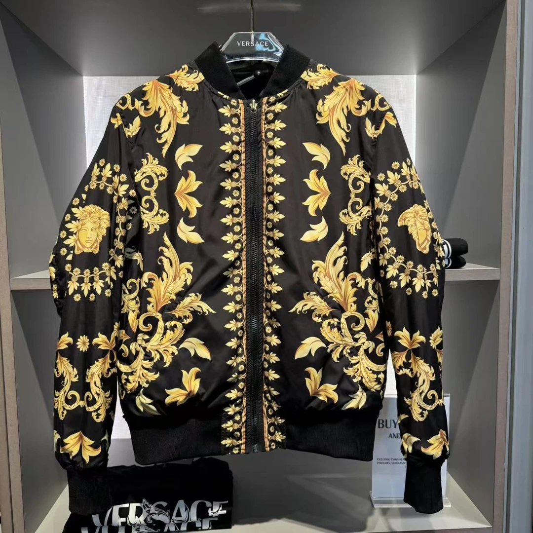 未使用 VERSACE/范思哲 男士新款时尚太阳花美杜莎印花双面外套