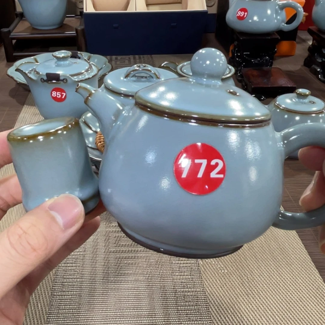 瓷片小微瑕的。。。。。。。。。。