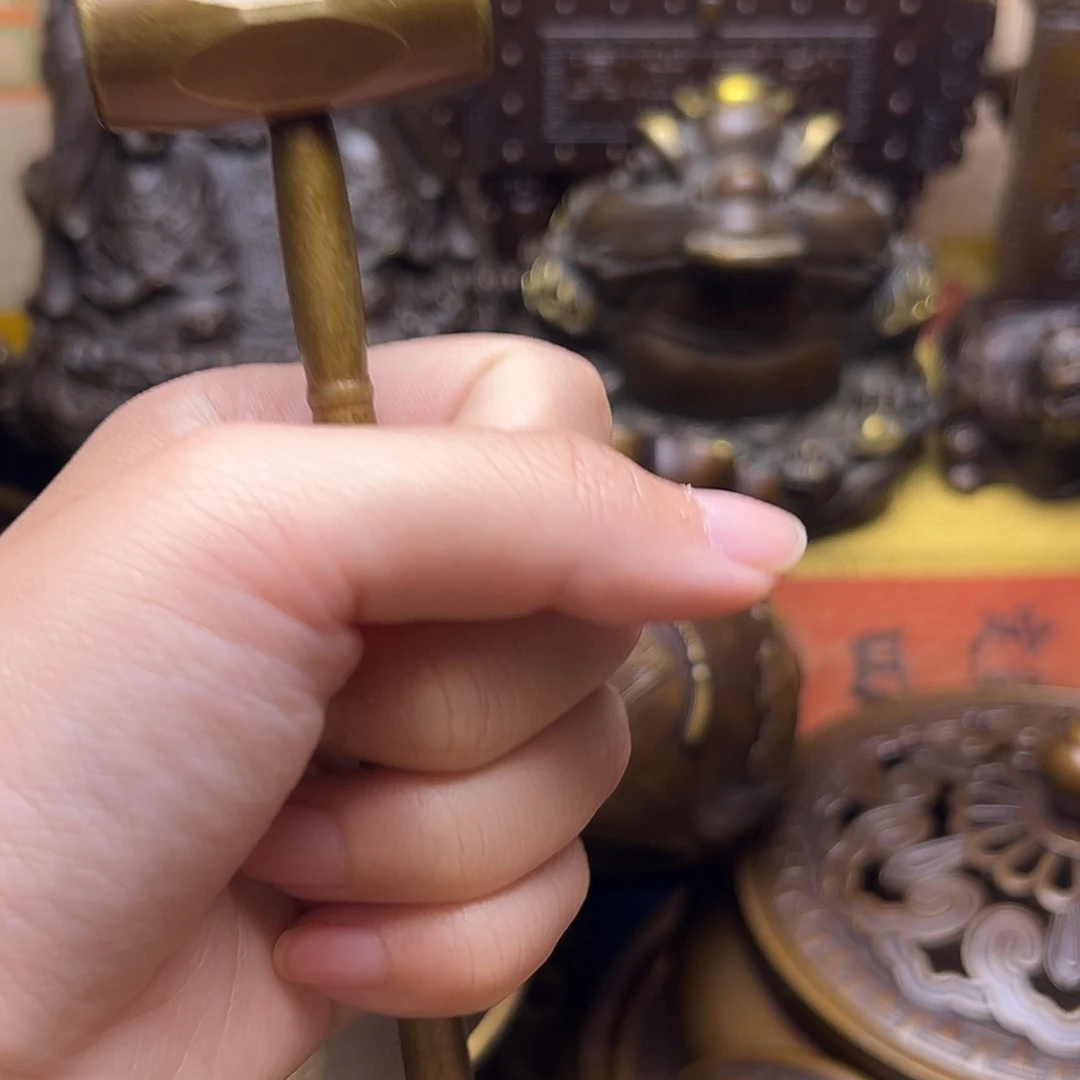 铜器摆件老王直播间