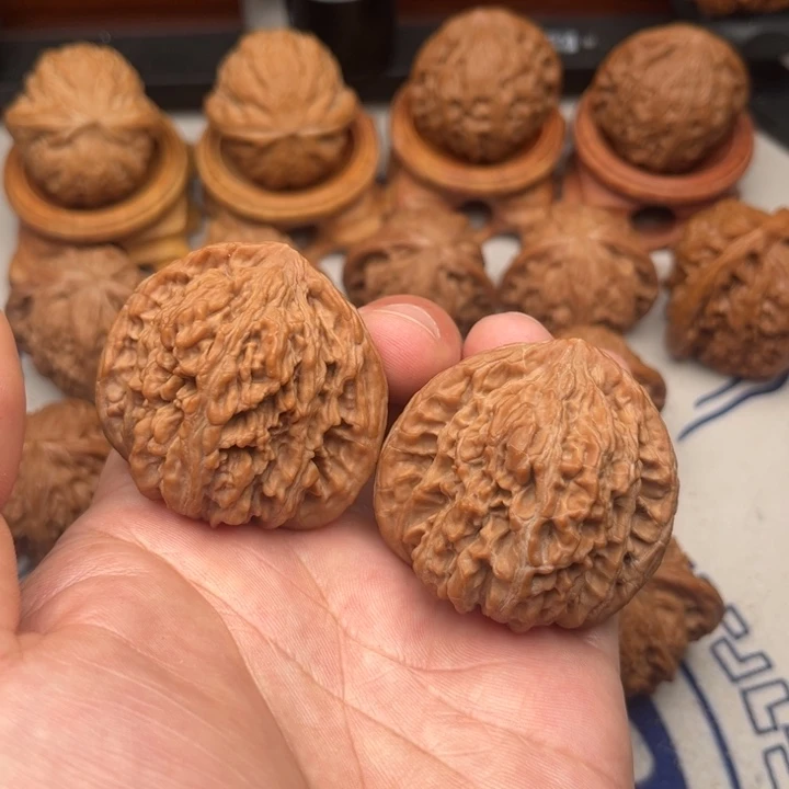 45尺寸有磕碰四座楼