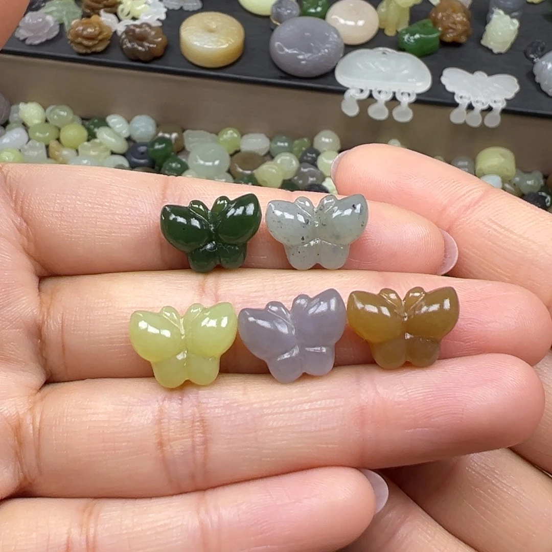 和田玉未镶嵌颈饰98一个多样性发其一