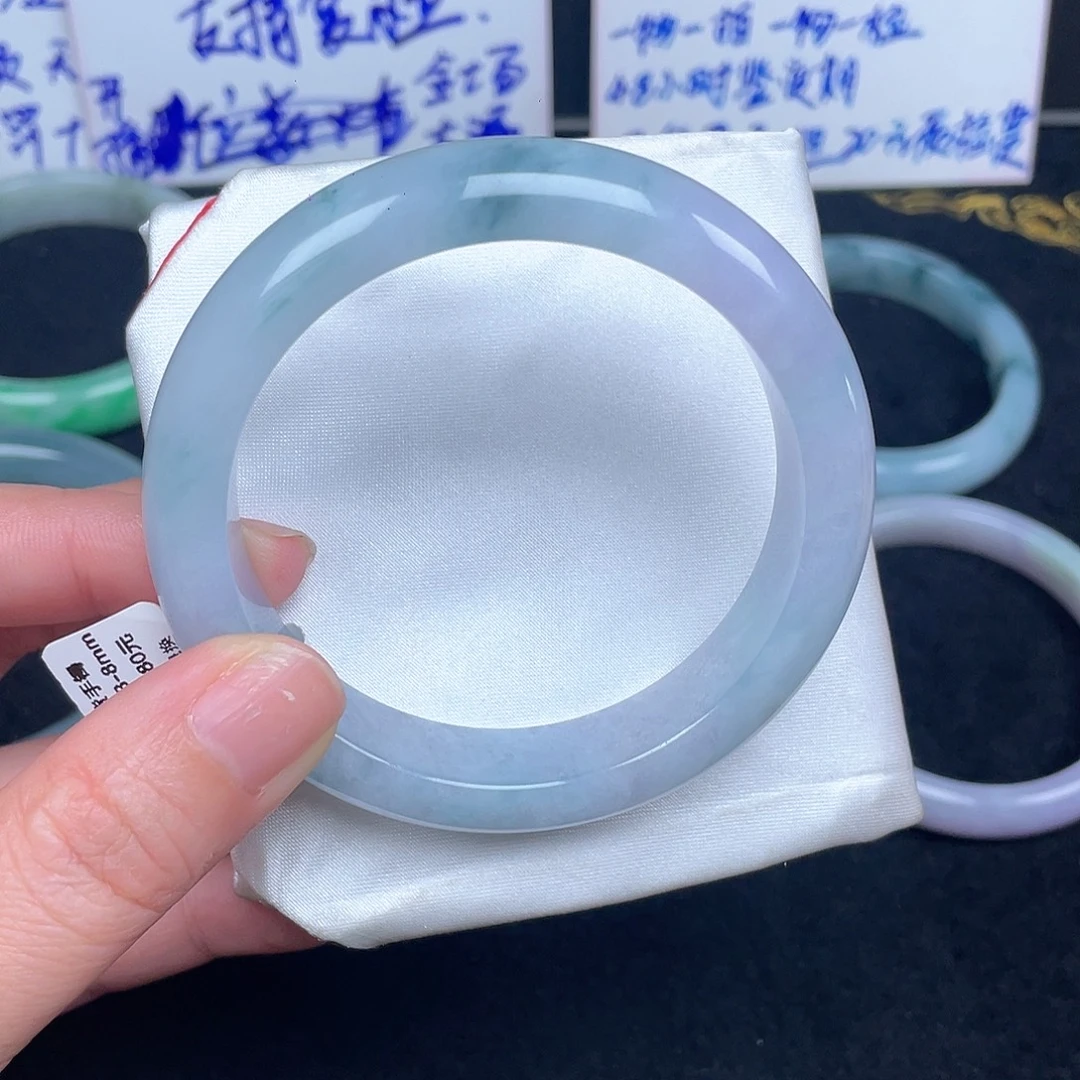 翡翠未镶嵌手镯052