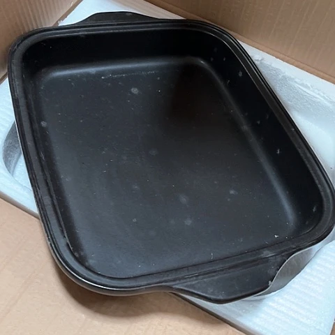 微瑕，明火，口径35，高度6烤鱼锅一个