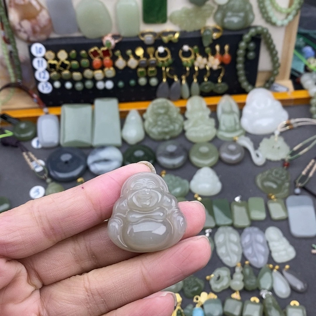 和田玉未镶嵌吊坠(不含链)