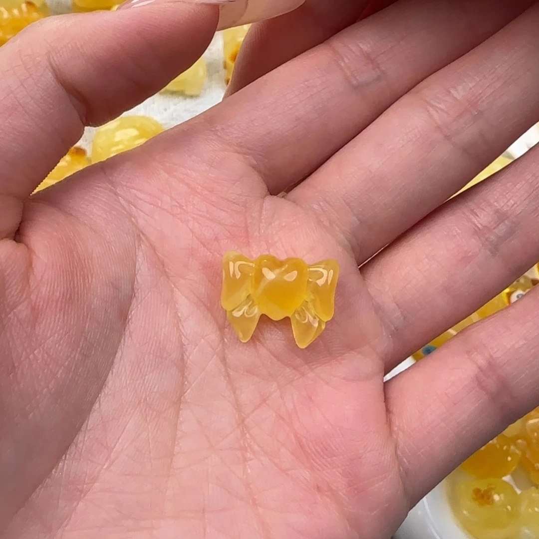 琥珀珠宝奇石未镶嵌Y****麻
