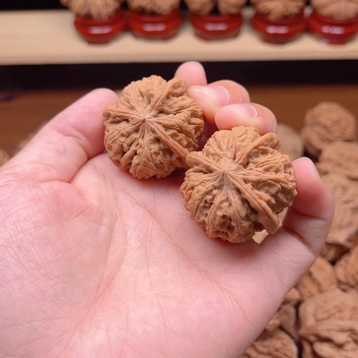 文玩核桃吊坠雨花石三愣343533