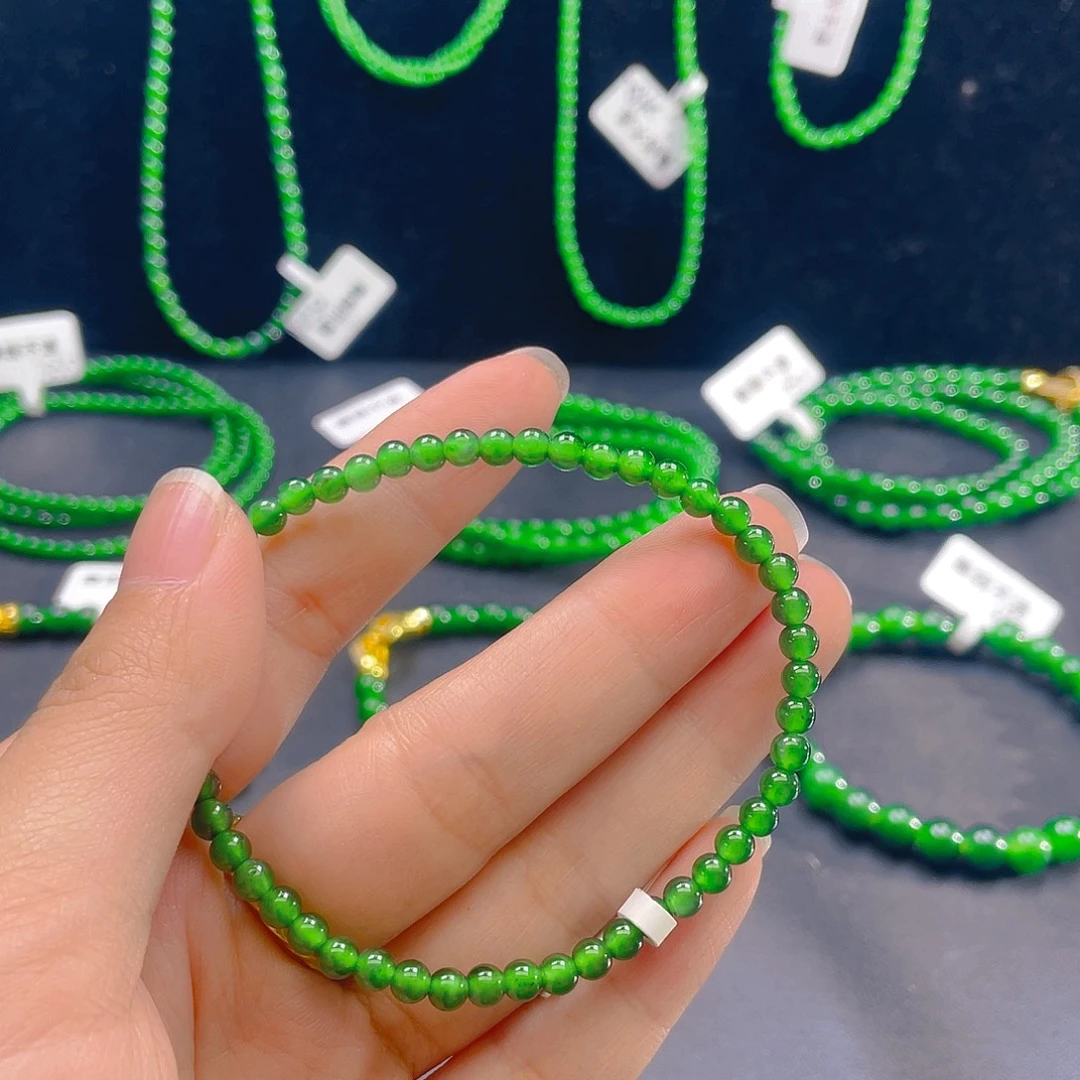 翡翠未镶嵌颈饰卡4