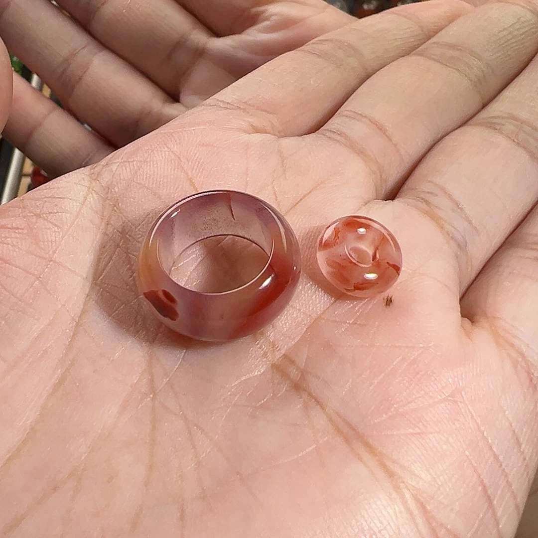 南红玛瑙珠宝奇石未镶嵌一****?