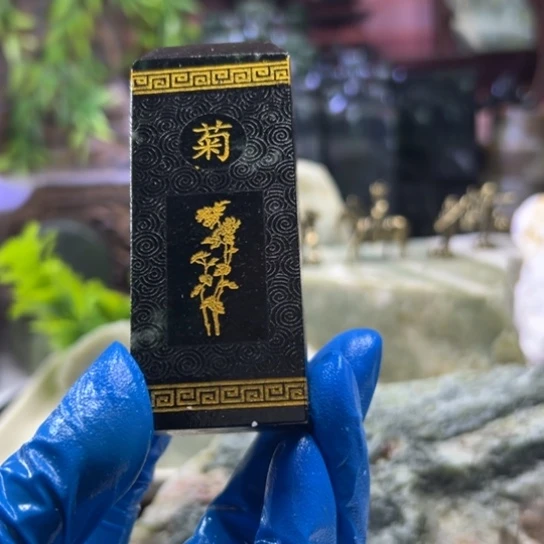 和田玉（黄玉）未镶嵌颈饰