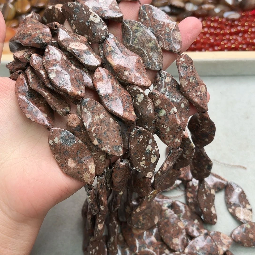 玛瑙/玉髓未镶嵌珠宝半成品20×40梅花鹿长蛋型荷叶片一条