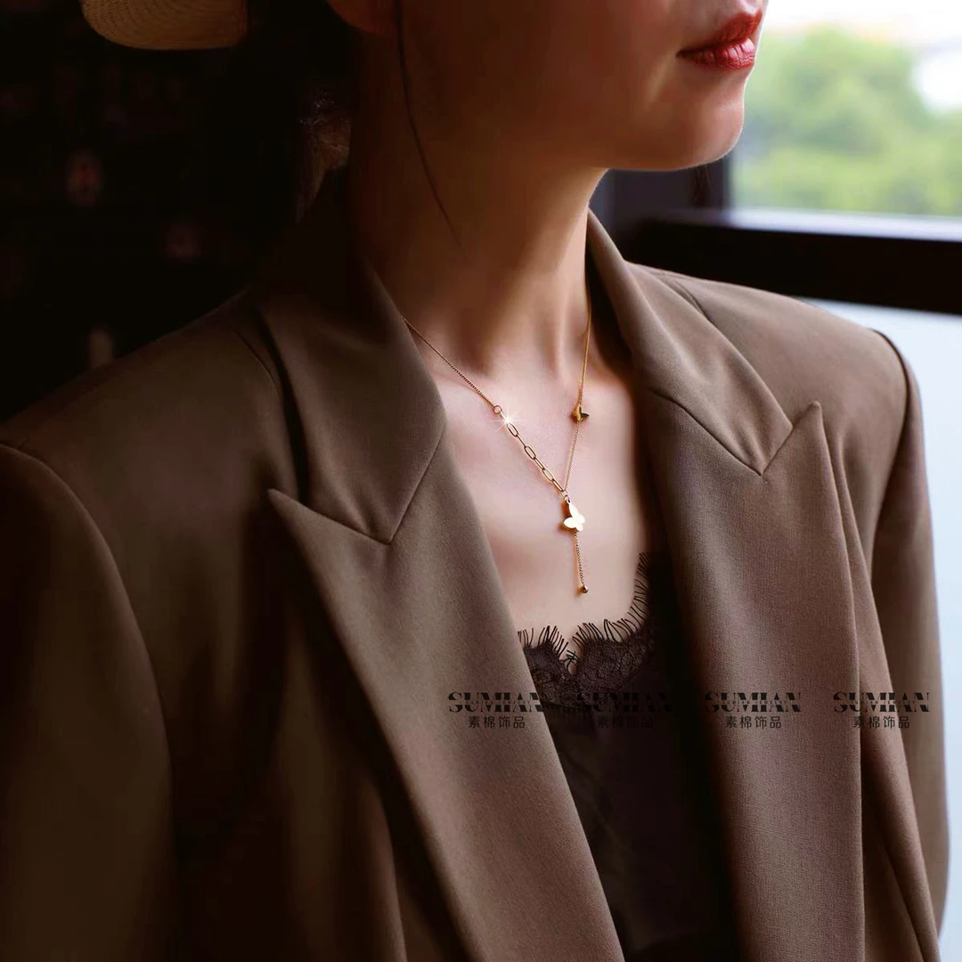 钛钢项链 轻奢小众磨砂蝴蝶项链女款新款流苏锁骨链不褪色SU6