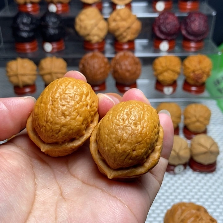 把件文玩核桃粗筋屁桃45
