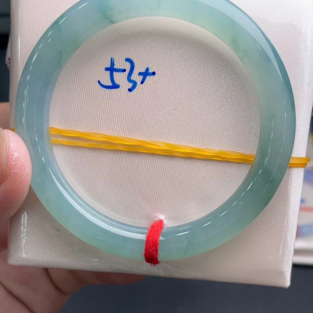 未镶嵌手镯翡翠翡翠手镯