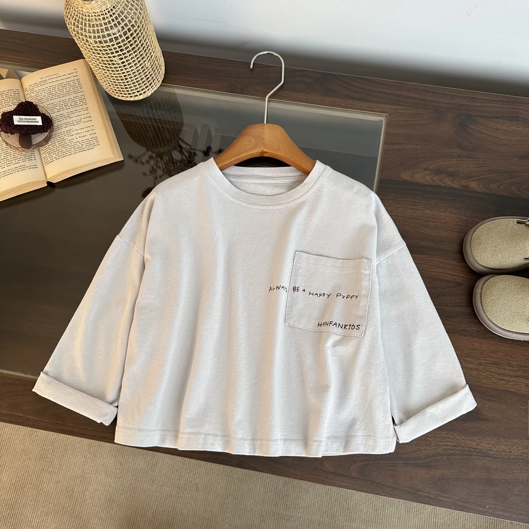 男童长袖T恤2025新款杏色口袋字母长袖T恤BMC25157