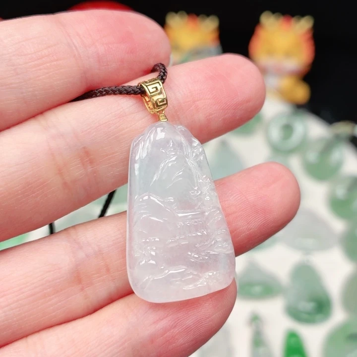 翡翠18K金镶嵌颈饰缅甸天然A货翡翠