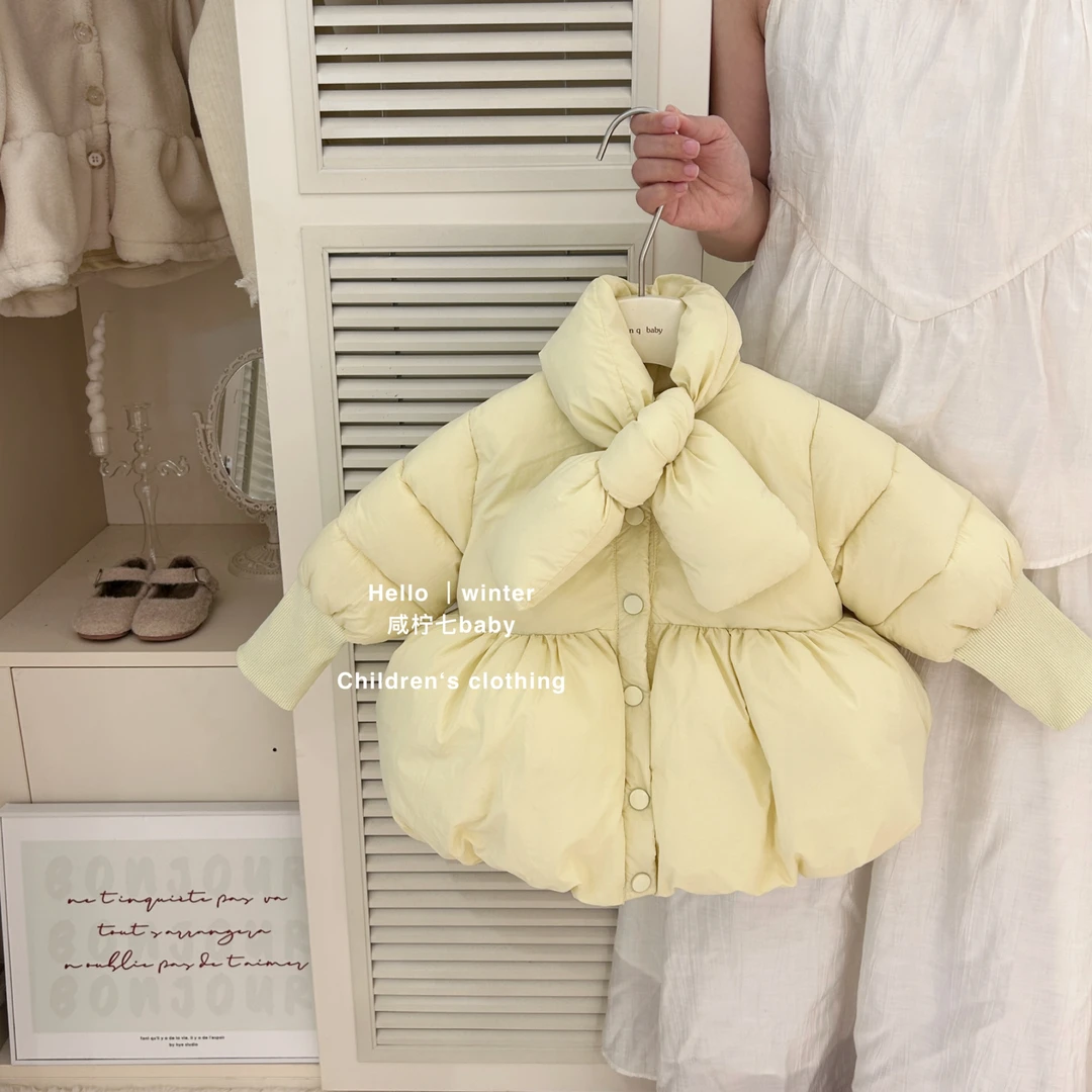 咸柠七女童奶黄色蝴蝶结棉服中长款冬季俏皮可爱泡泡袖立领外套