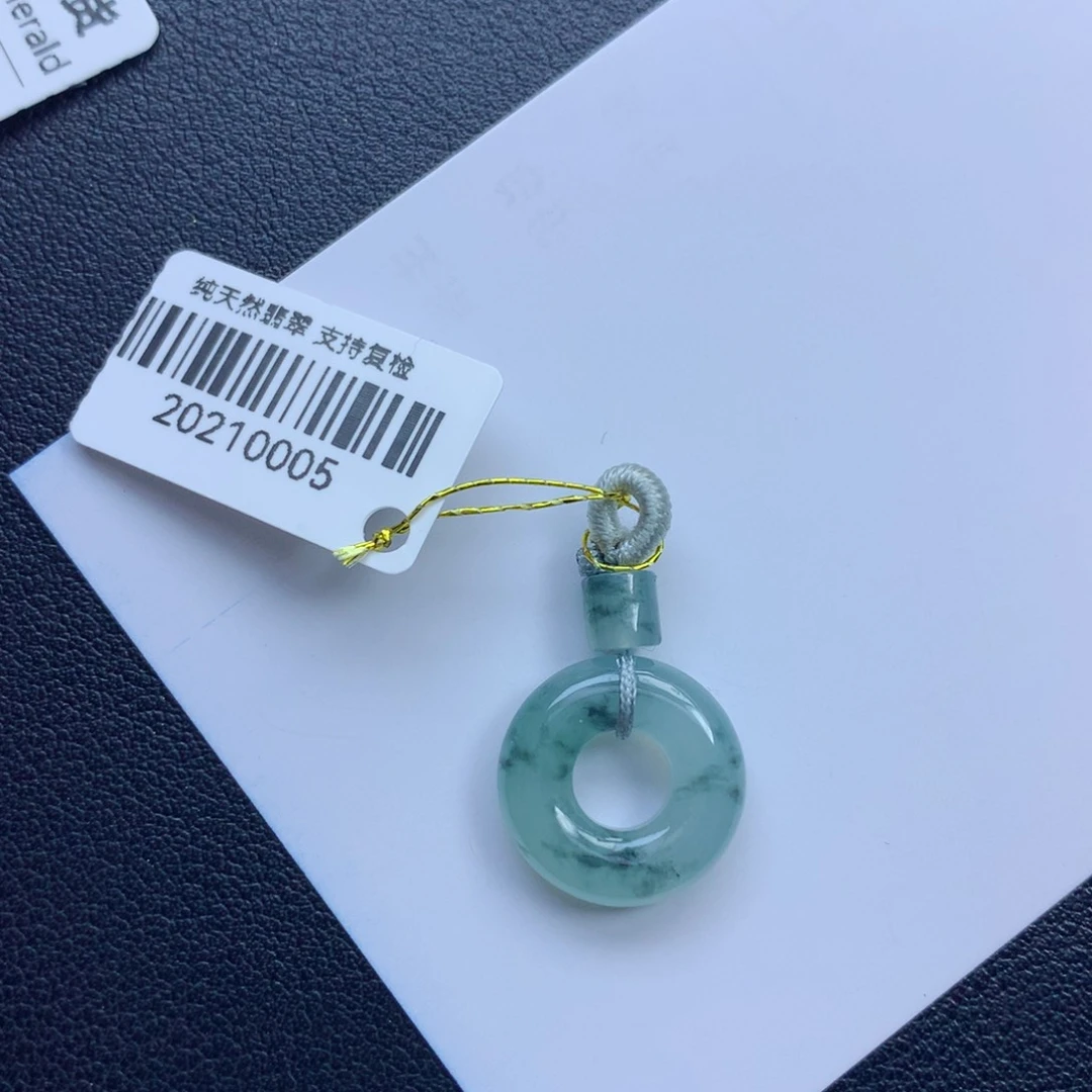 翡翠颈饰未镶嵌甜甜圈