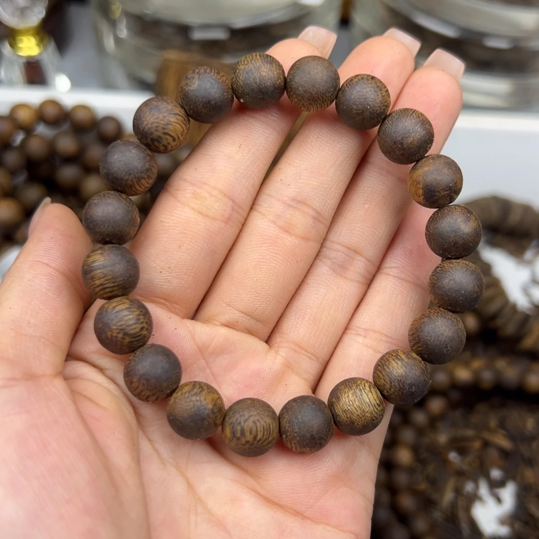 沉香手串张勺子沉水浮1.0mm/10g单圈花果蜜甜凉