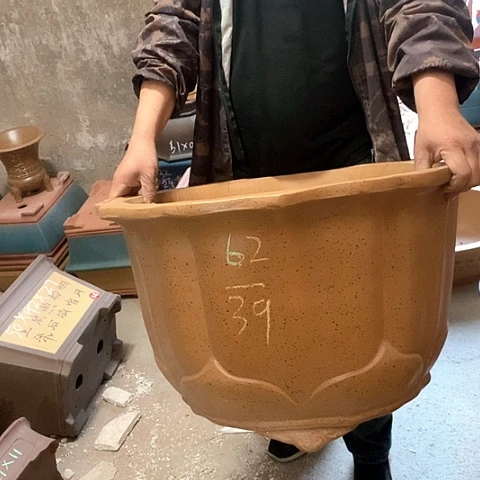 紫砂花盆手工制作
