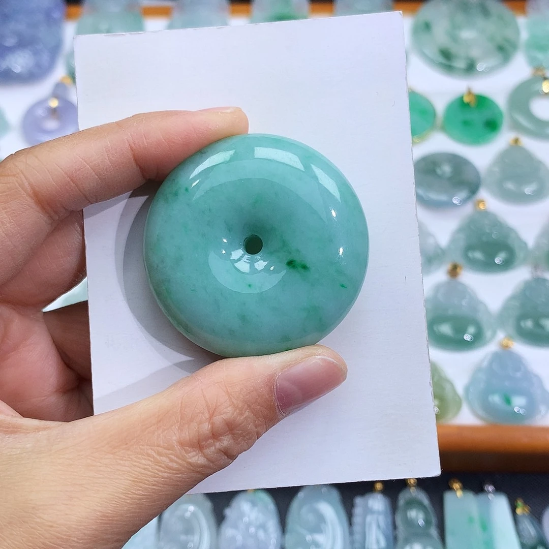 翡翠未镶嵌颈饰翡翠吊坠