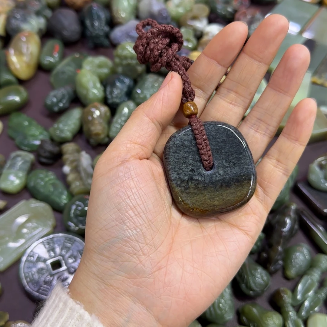 岫岩河磨玉（透闪石质玉）未镶嵌挂件