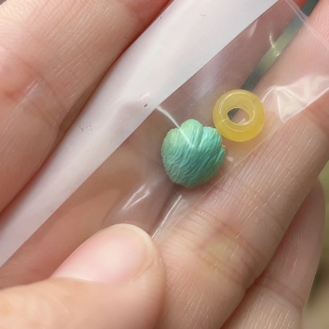 蜜蜡珠宝奇石未镶嵌