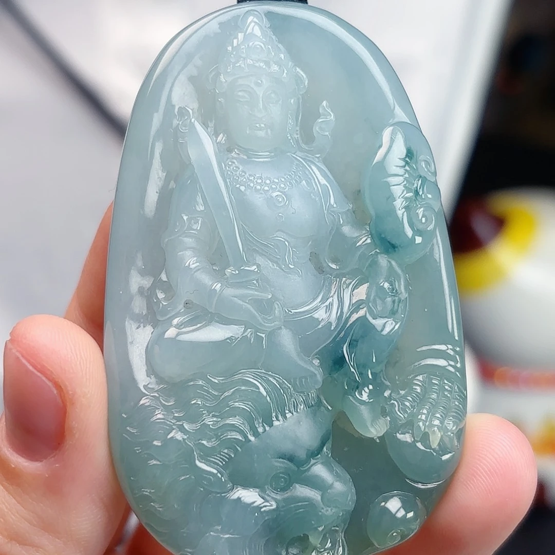 翡翠未镶嵌颈饰文殊