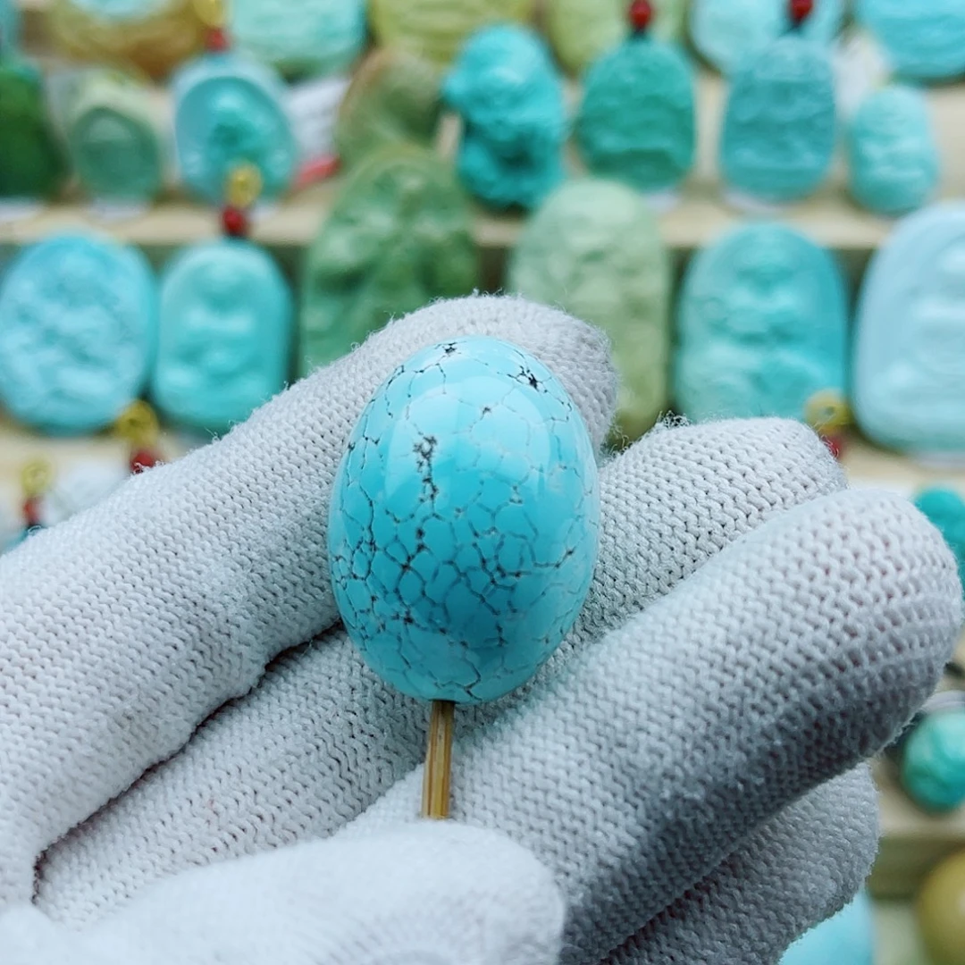 绿松石未镶嵌珠宝奇石