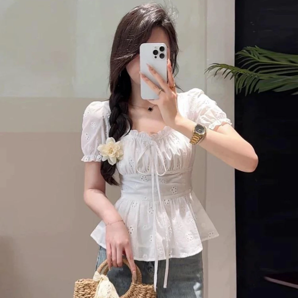 2025大码温柔风气质修身显瘦夏季新款短袖衬衫女设计感法式上衣