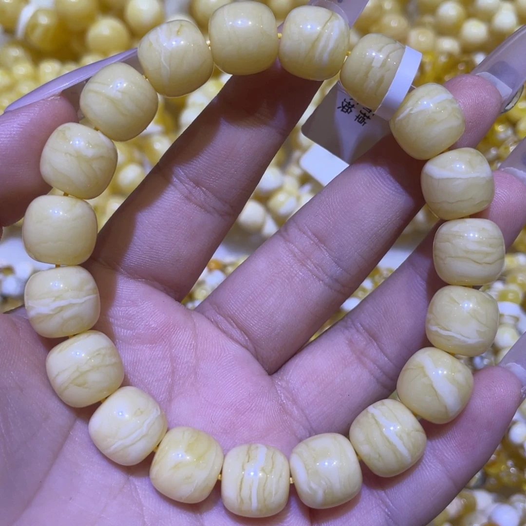 蜜蜡未镶嵌珠宝奇石12m