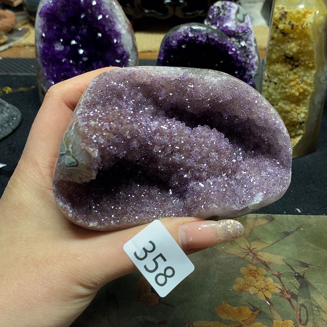 紫晶大型摆件（非配饰）未镶嵌