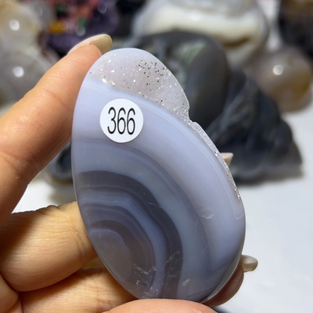 玛瑙/玉髓未镶嵌雕刻件