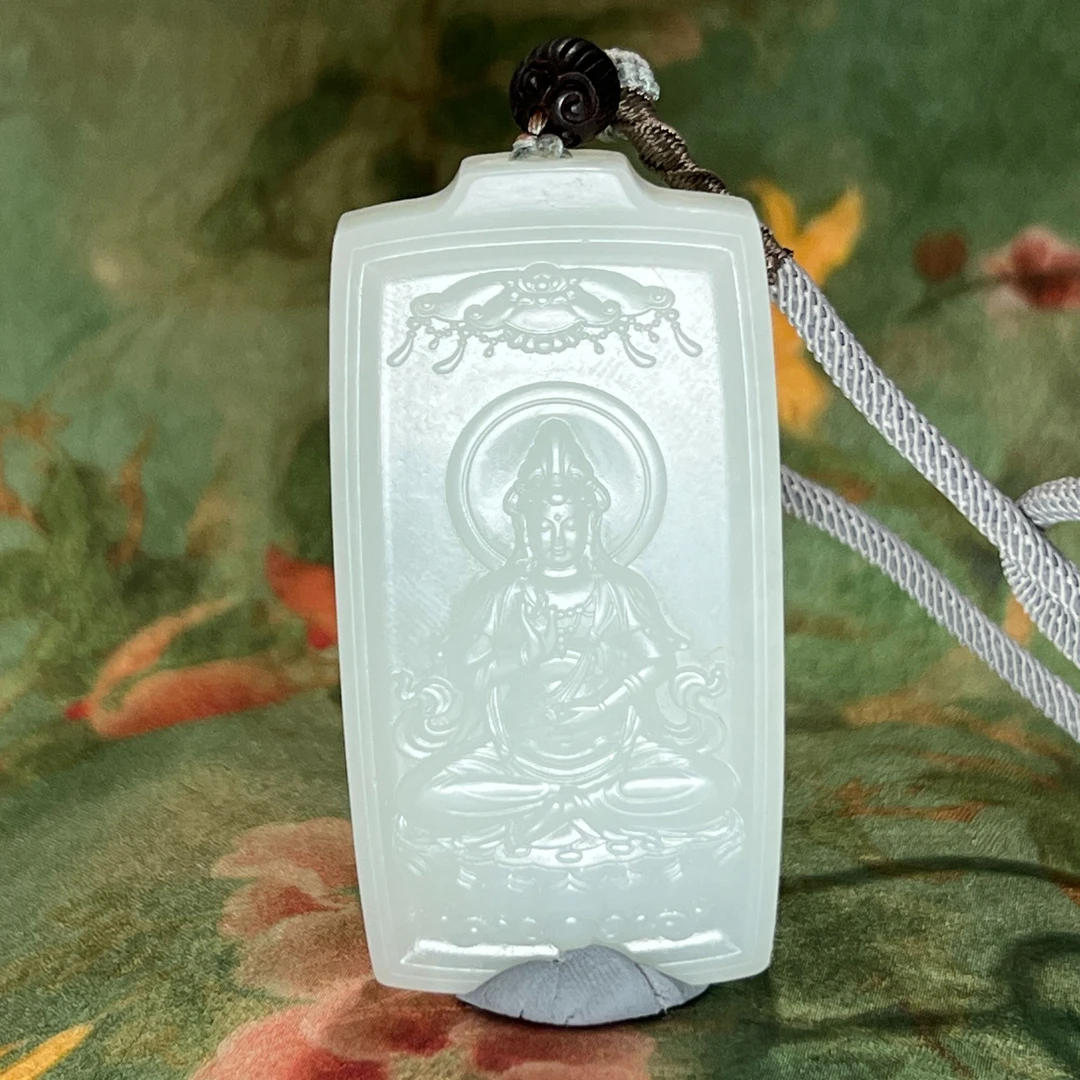 DS0821净心莲华·羊脂白玉（和田玉）观音挂件"56.71g