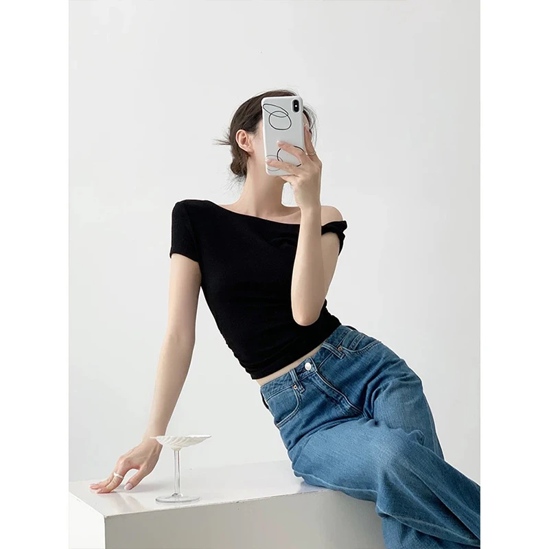 Moses Queen/魔西女王美式复古斜肩扭结短袖T恤纯欲辣妹短款上衣